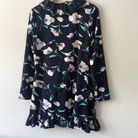 PrettyLittleThing Ruffle Wrap Dress - Picture 4 of 4